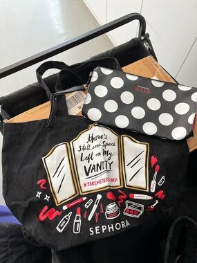 NWOT Sephora Black Tote with Red, White and Gold Vanity Print + Polka Dot Pouch